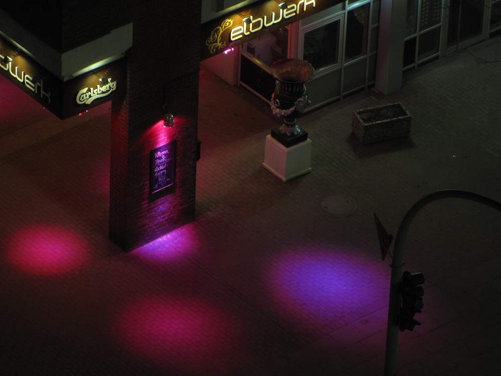 Elbwerk bei Nacht