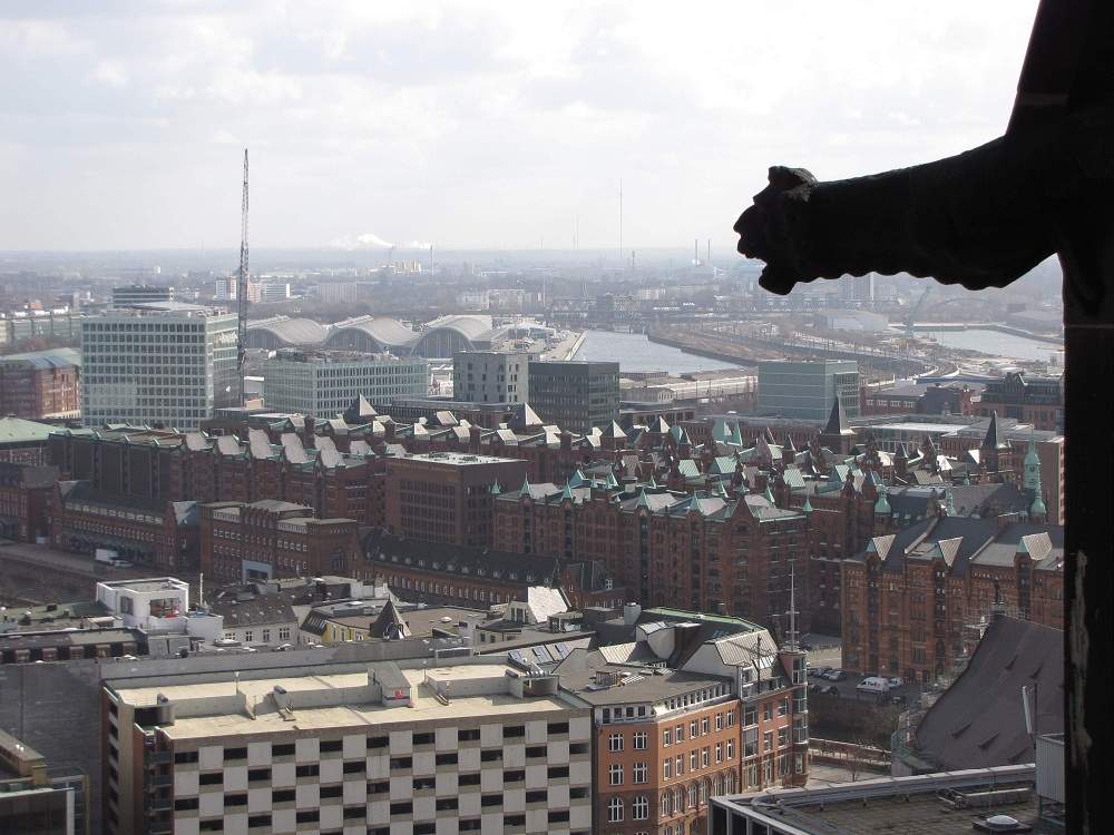 Hamburg von oben - Blick von St. Nikolai