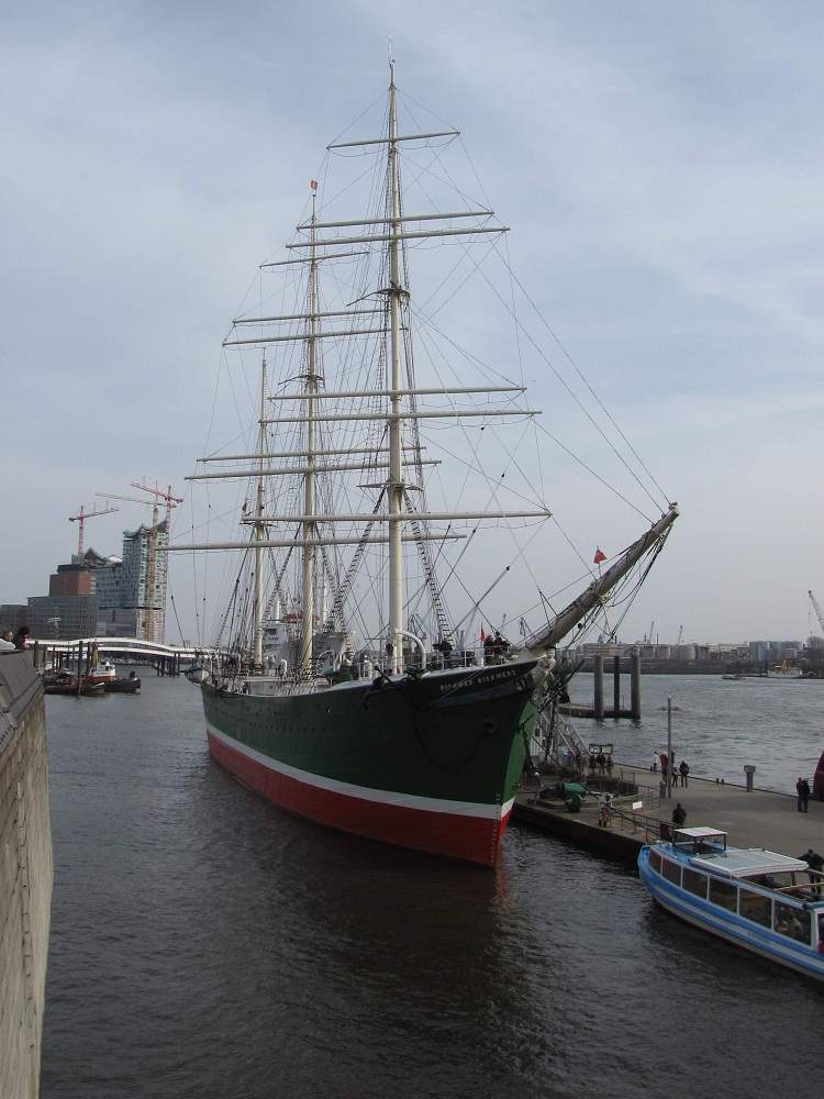 Hamburg - St. Pauli Landungsbr�cken