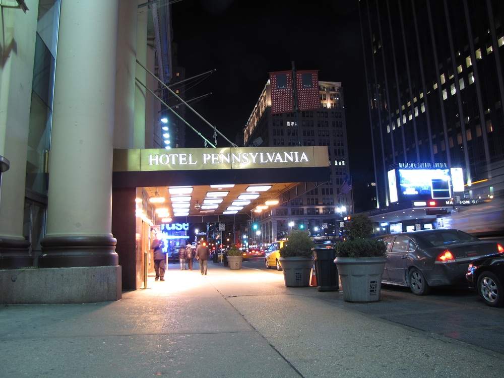 Eingang Hotel Pennsylvania